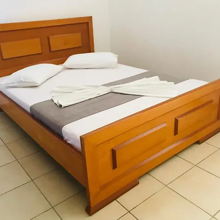 Hotel 1