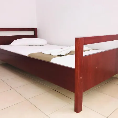 Hotel 1