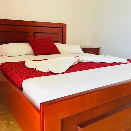 Hotel 1